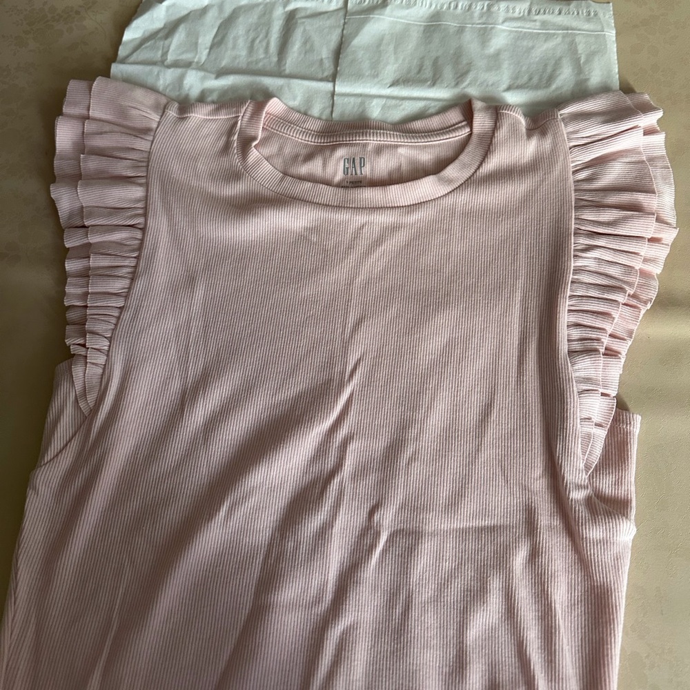 Gap Flutter Sleeved Ribbed Tee Shirt, NWOT, Petite